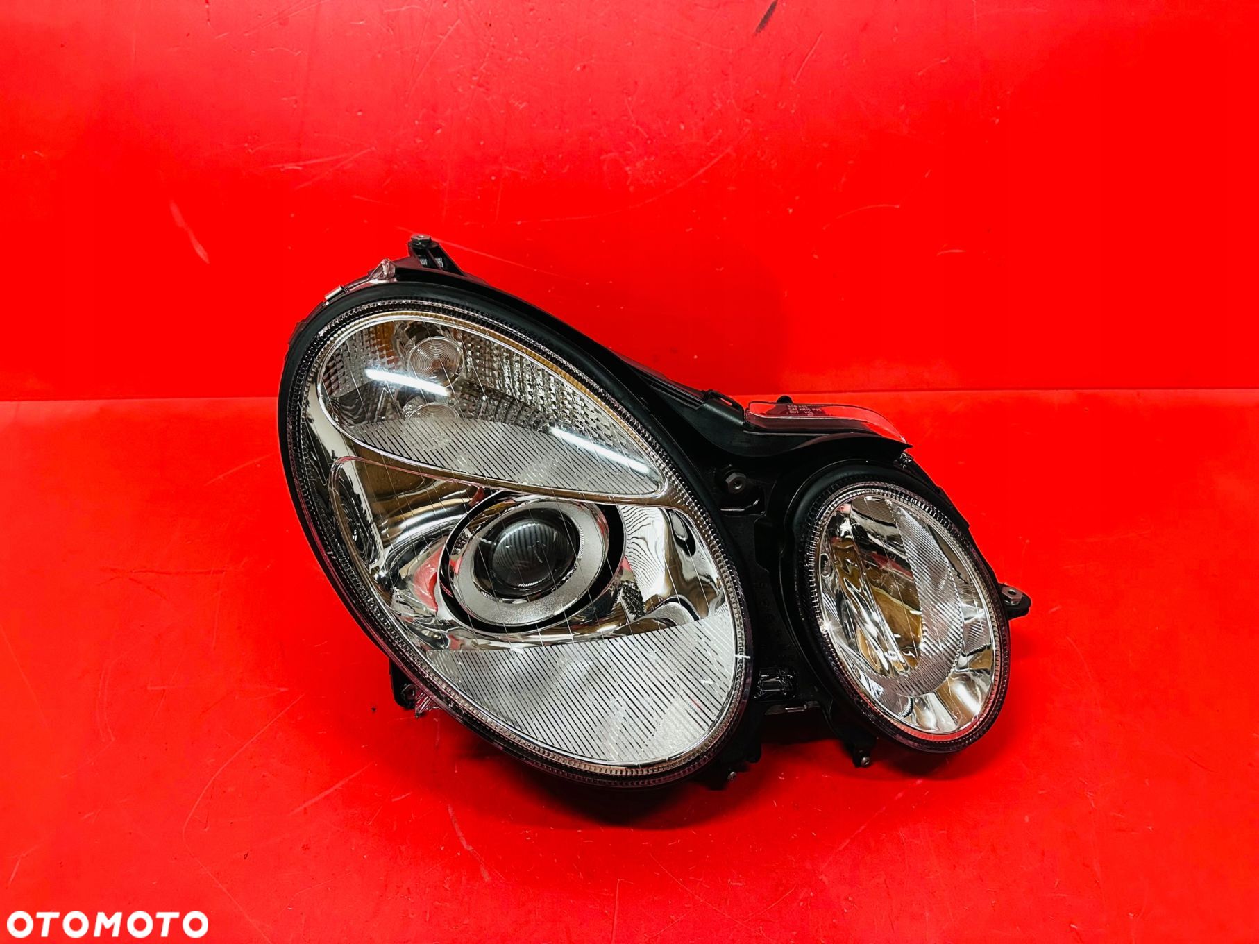 LAMPA PRAWA MERCEDES W211 BI XENON SKRĘT D2S BDB - 1