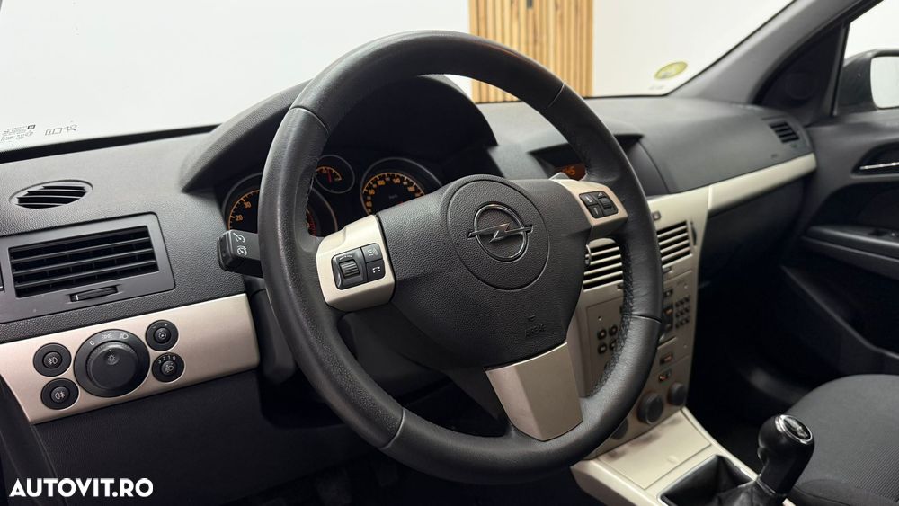 Opel Astra - 22