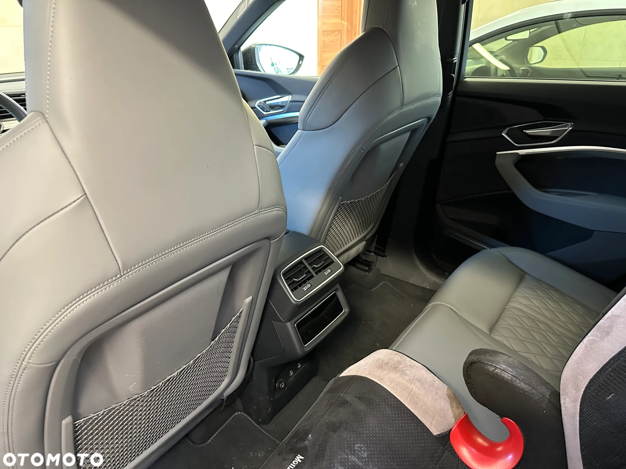 Audi e-tron 55 Quattro S Line - 16