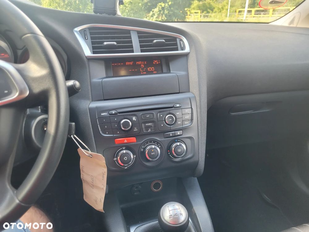 Citroën C4 HDi 90 Tendance - 31