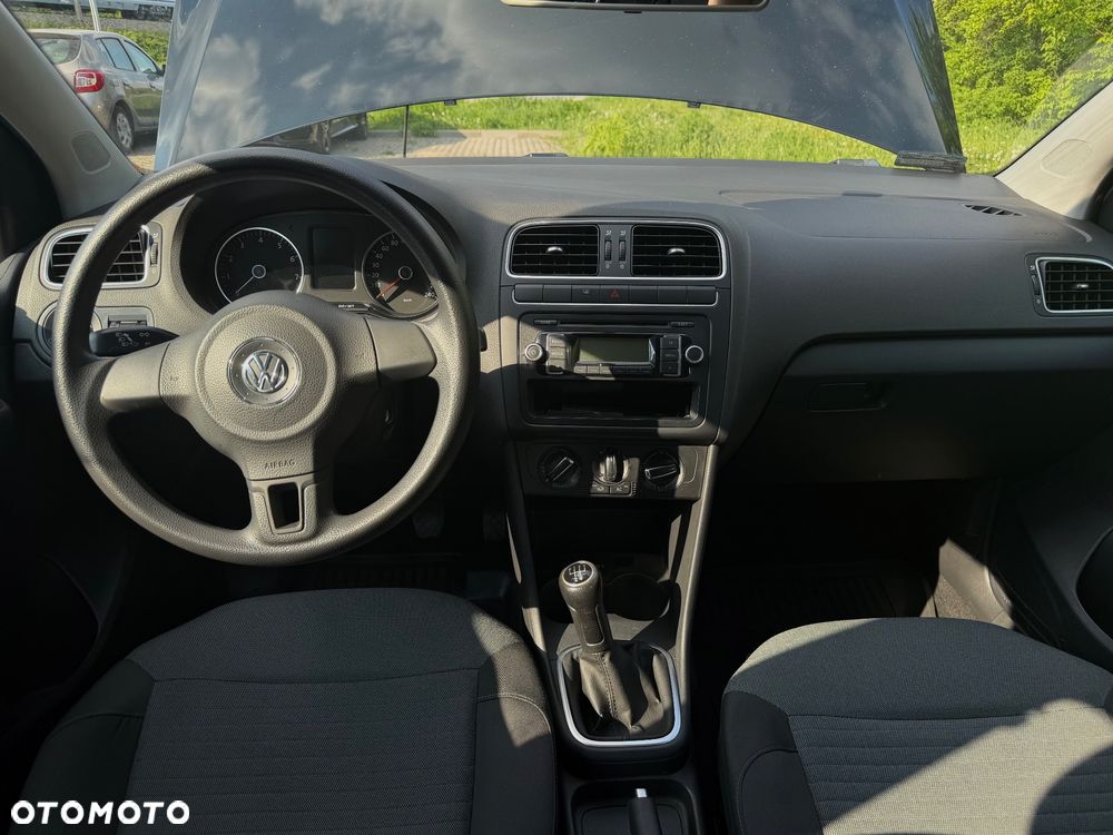 Volkswagen Polo 1.4 16V Comfortline - 16