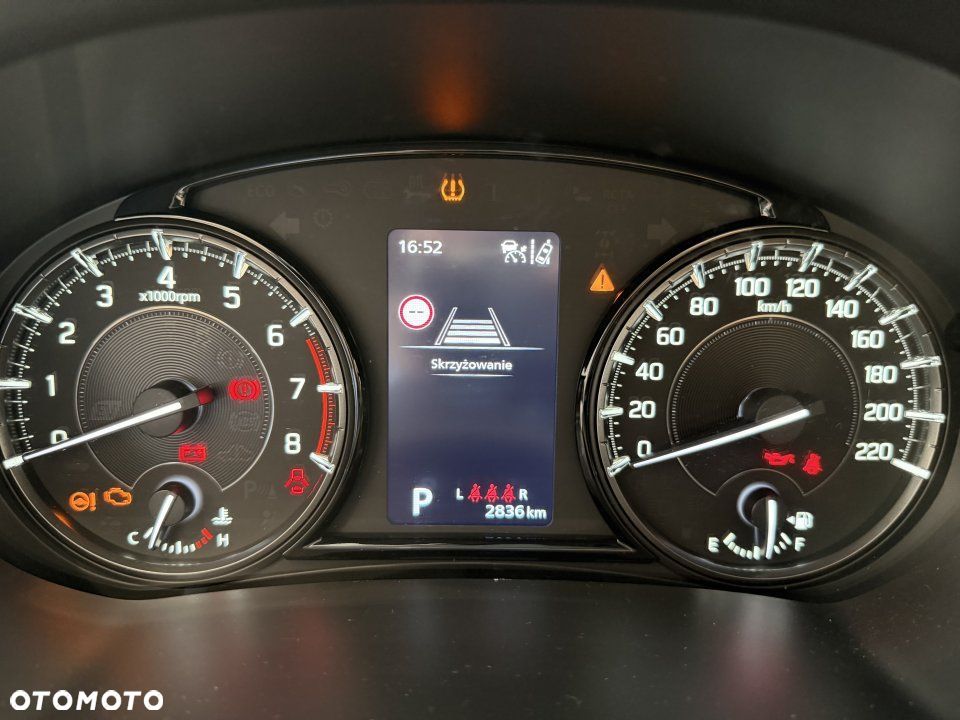 Suzuki Vitara - 8