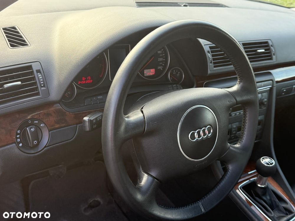Audi A4 Limousine 2 - 27