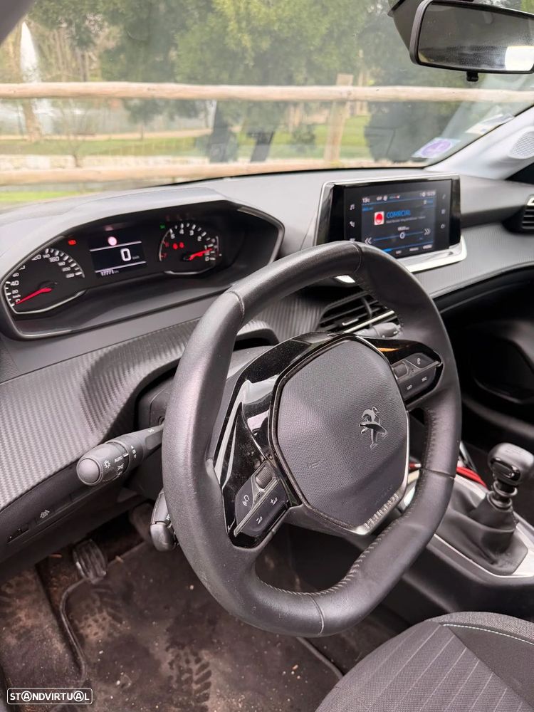 Peugeot 208 Benzin 100 Style - 14