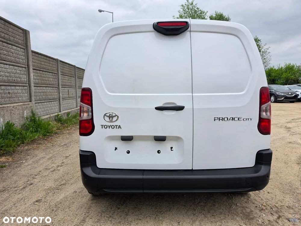 Toyota Proace City - 19