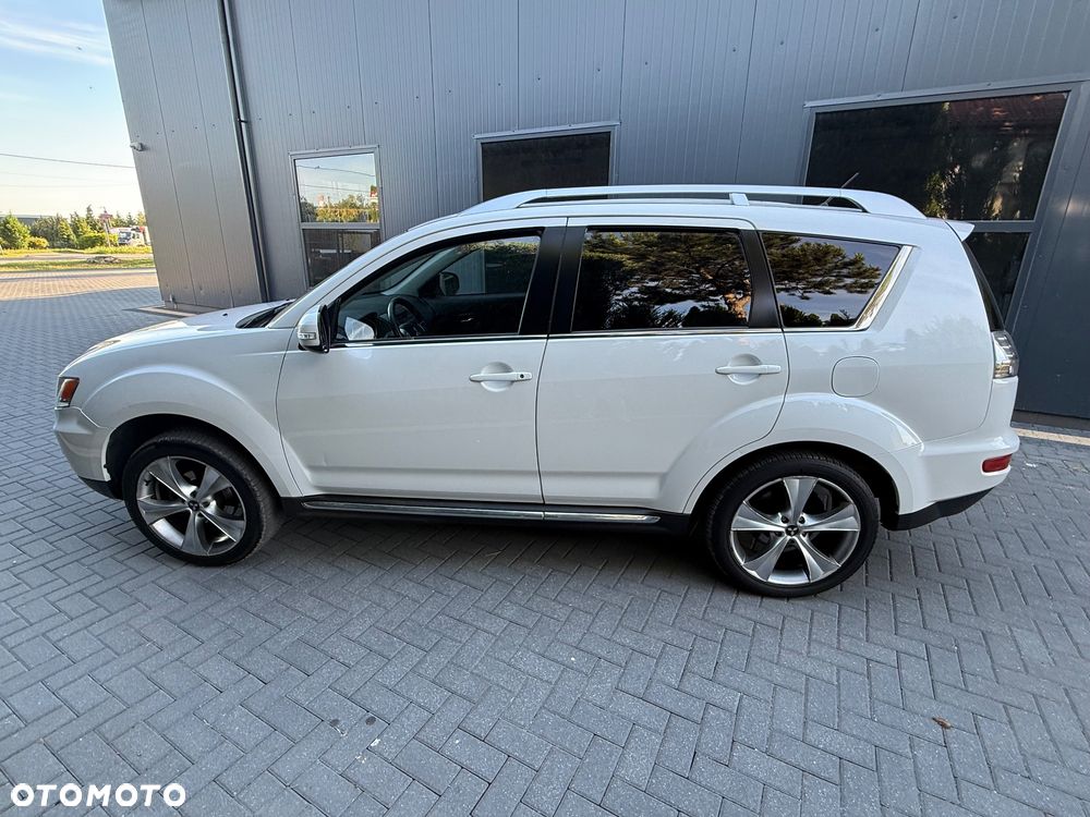 Mitsubishi Outlander 2.0 2WD Inform - 15