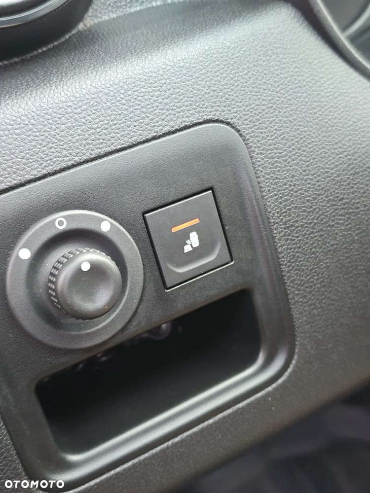 Dacia Duster 1.6 SCe Prestige - 37