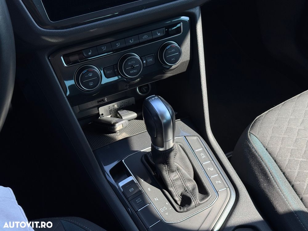 Volkswagen Tiguan 1.5 TSI ACT DSG Comfortline - 25