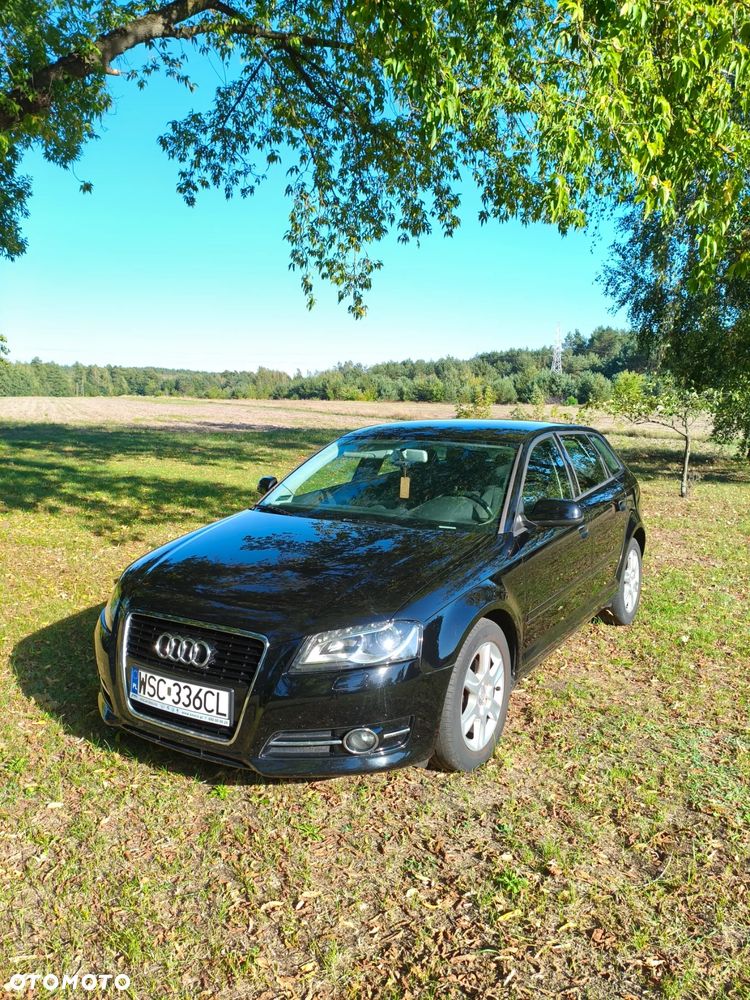Audi A3 Sportback - 2