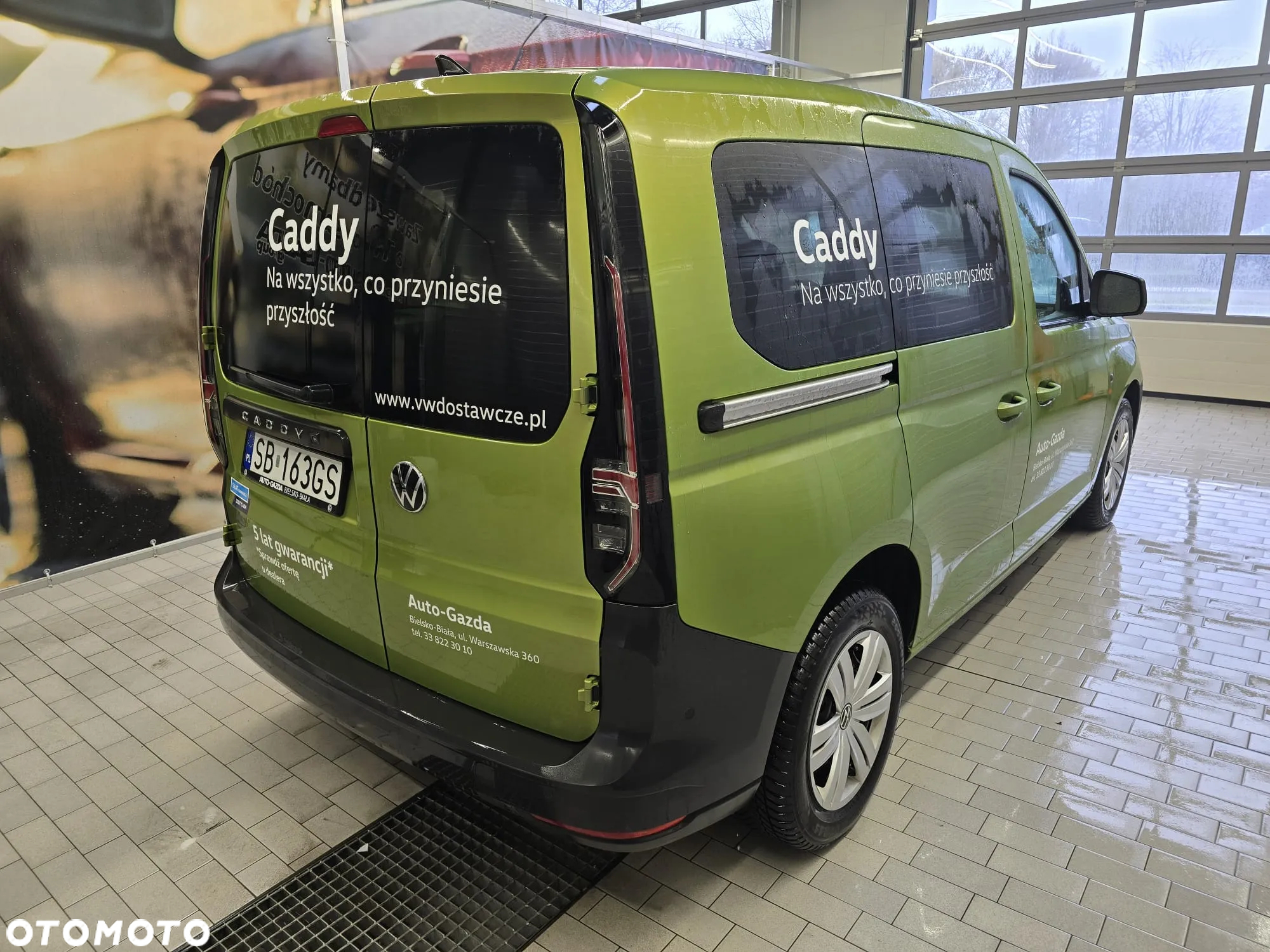 Volkswagen Caddy 2.0 TDI DSG - 4