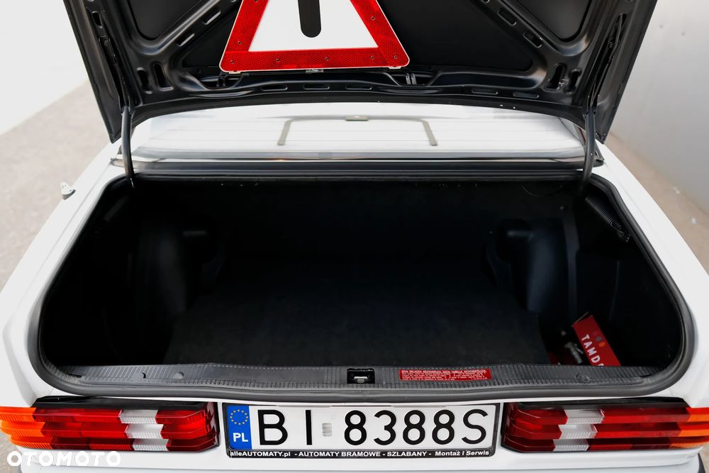 Mercedes-Benz W201 (190) - 39