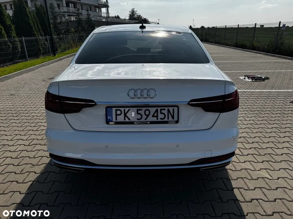 Audi A4 - 4