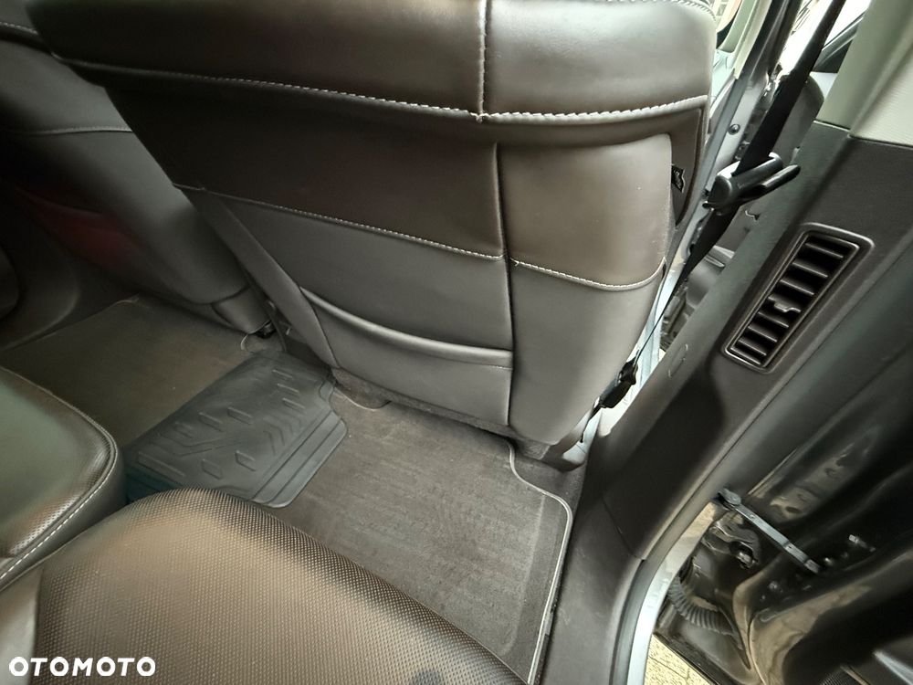 Renault Espace 1.6 dCi Energy Initiale Paris EDC 7os - 32