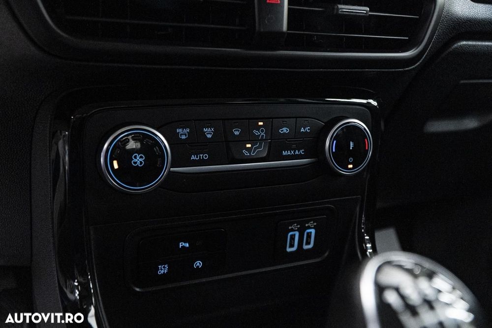 Ford EcoSport 1.0 EcoBoost Titanium - 12