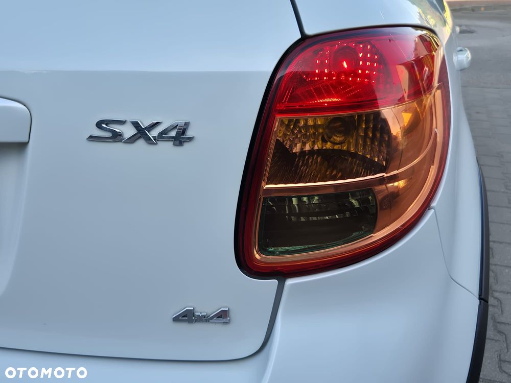 Suzuki SX4 2.0 DDiS Topline Edition 4WD - 26