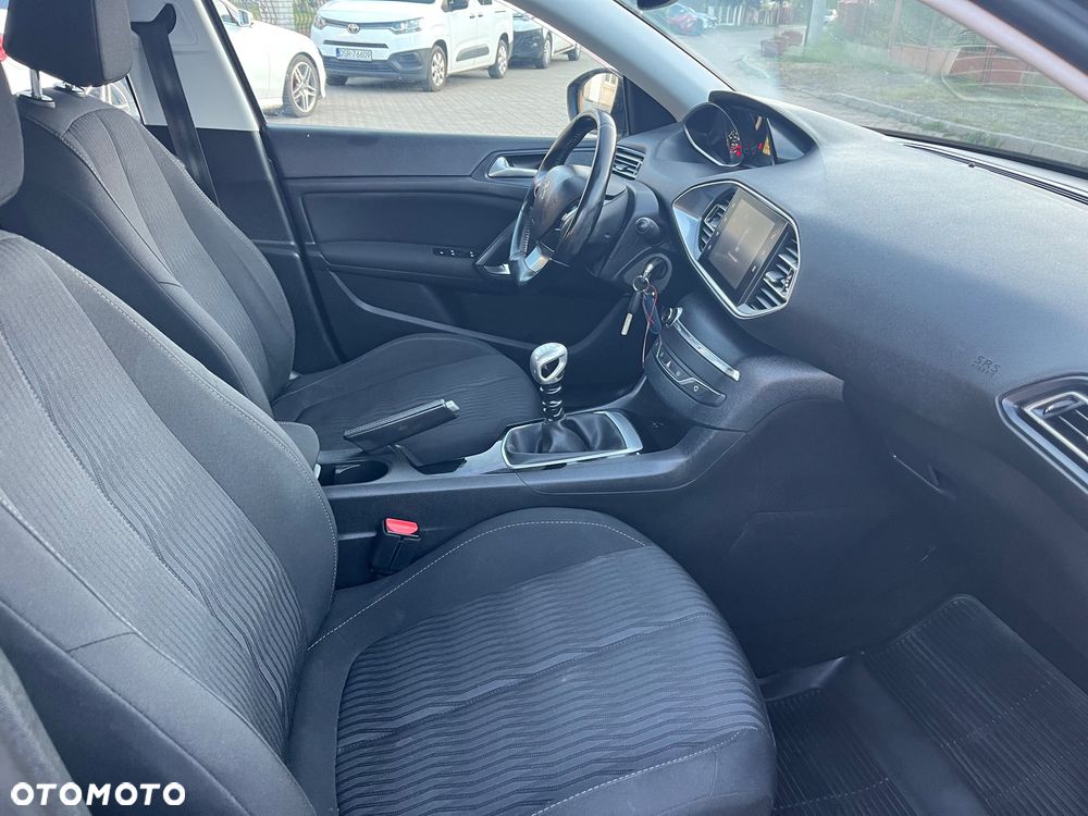 Peugeot 308 BlueHDi 120 Stop & Start Allure - 9