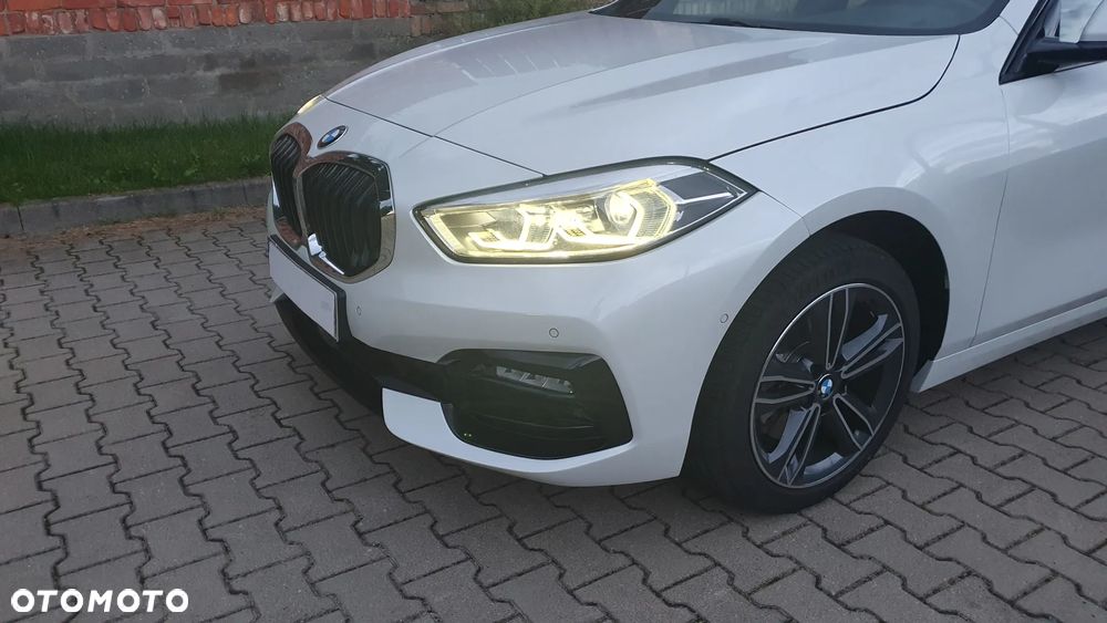 BMW Seria 1 118i Sport Line - 11