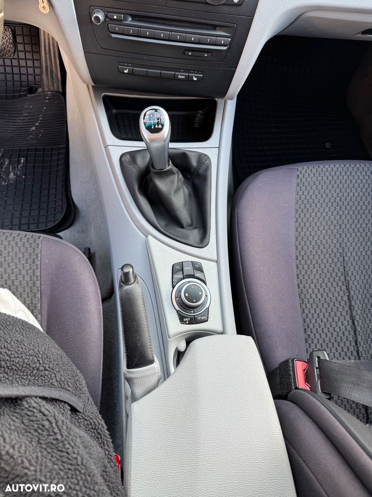 BMW Seria 1 118d - 13