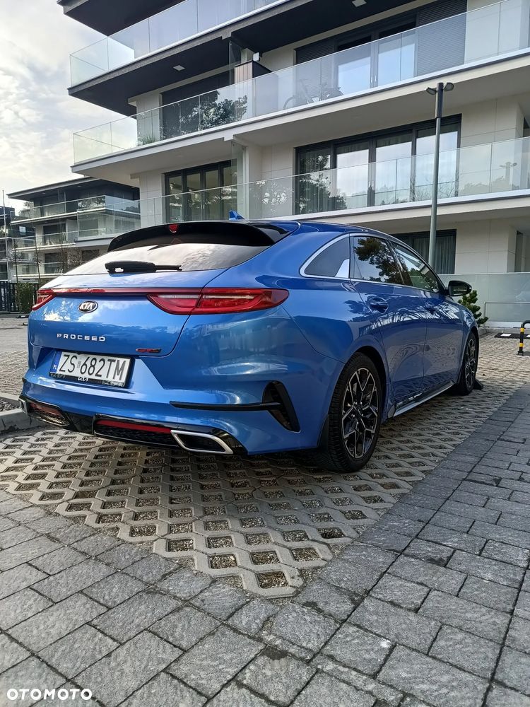 Kia ProCeed - 12
