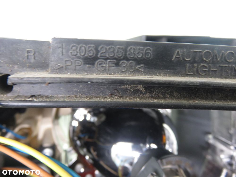 LAMPA PRAWA PRZEDNIA VOLVO V50 30698886 1305235856 - 11