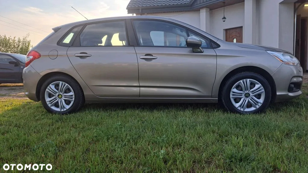 Citroën C4 HDi 90 Attraction - 16