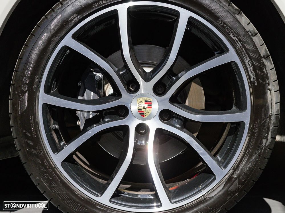 Porsche Cayenne Coupé E-Hybrid Platinum Edition - 14