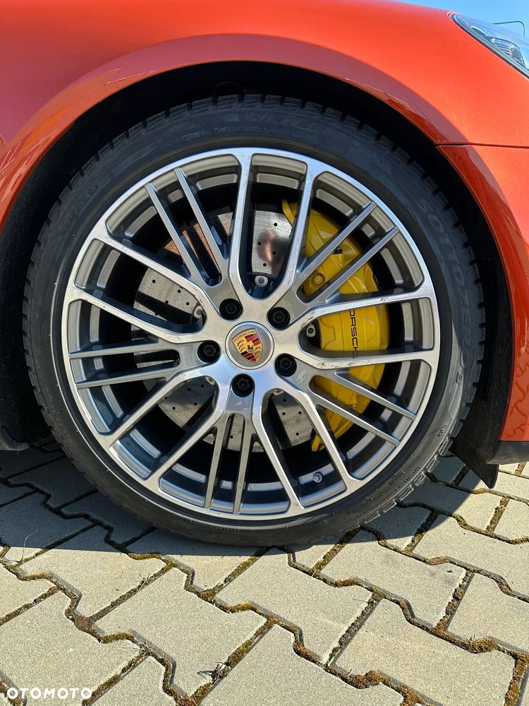 Porsche Panamera Turbo S Executive - 9