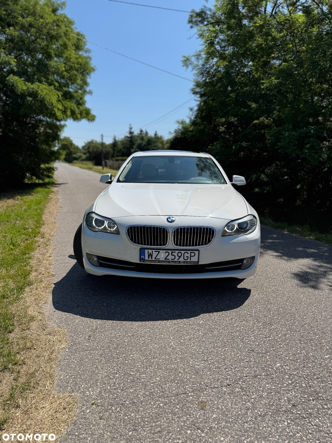 BMW Seria 5 535i Touring Luxury Line - 2