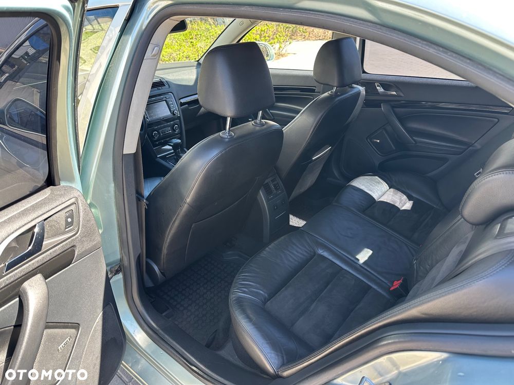 Skoda Octavia 2.0 TDI DPF DSG Laurin & Klement - 11