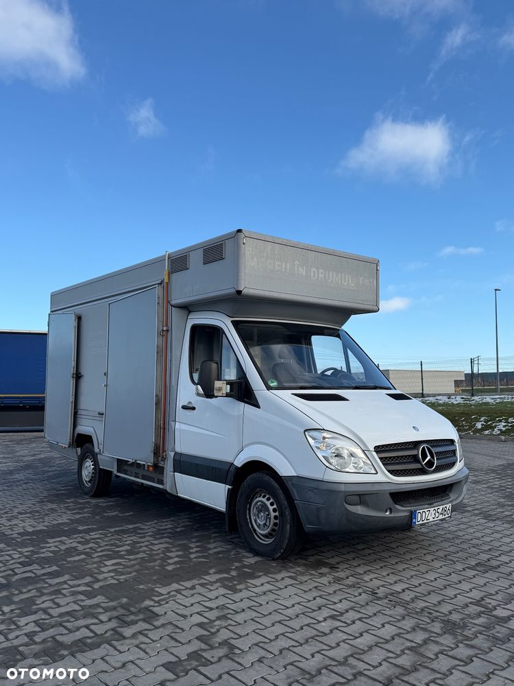 Mercedes-Benz Sprinter - 3