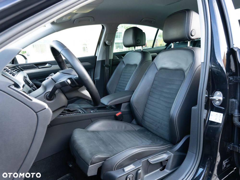 Volkswagen Passat 2.0 TSI 4Mot Elegance DSG - 18