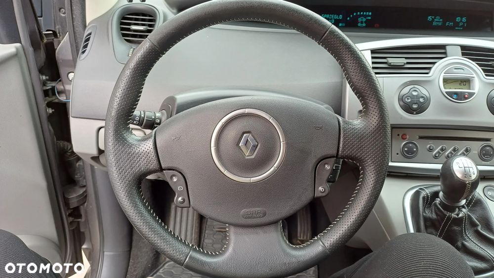 Renault Scenic - 9