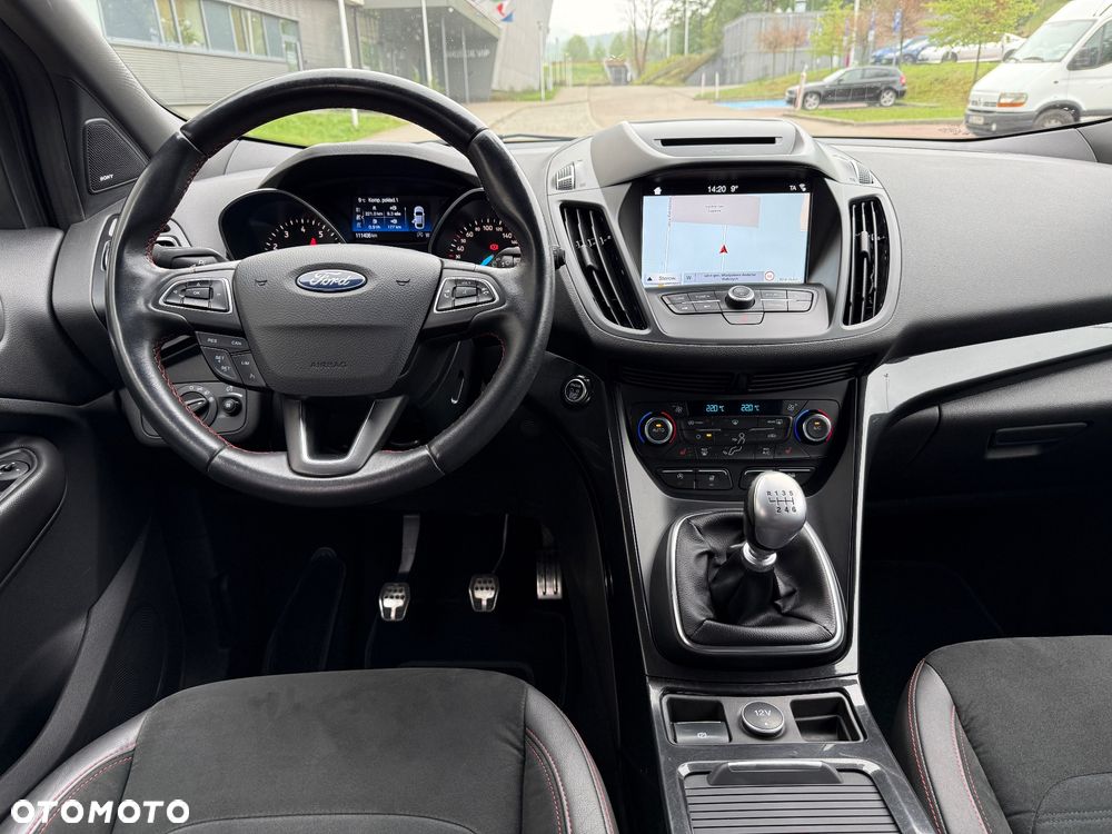 Ford Kuga 1.5 EcoBoost 2x4 ST-Line - 14