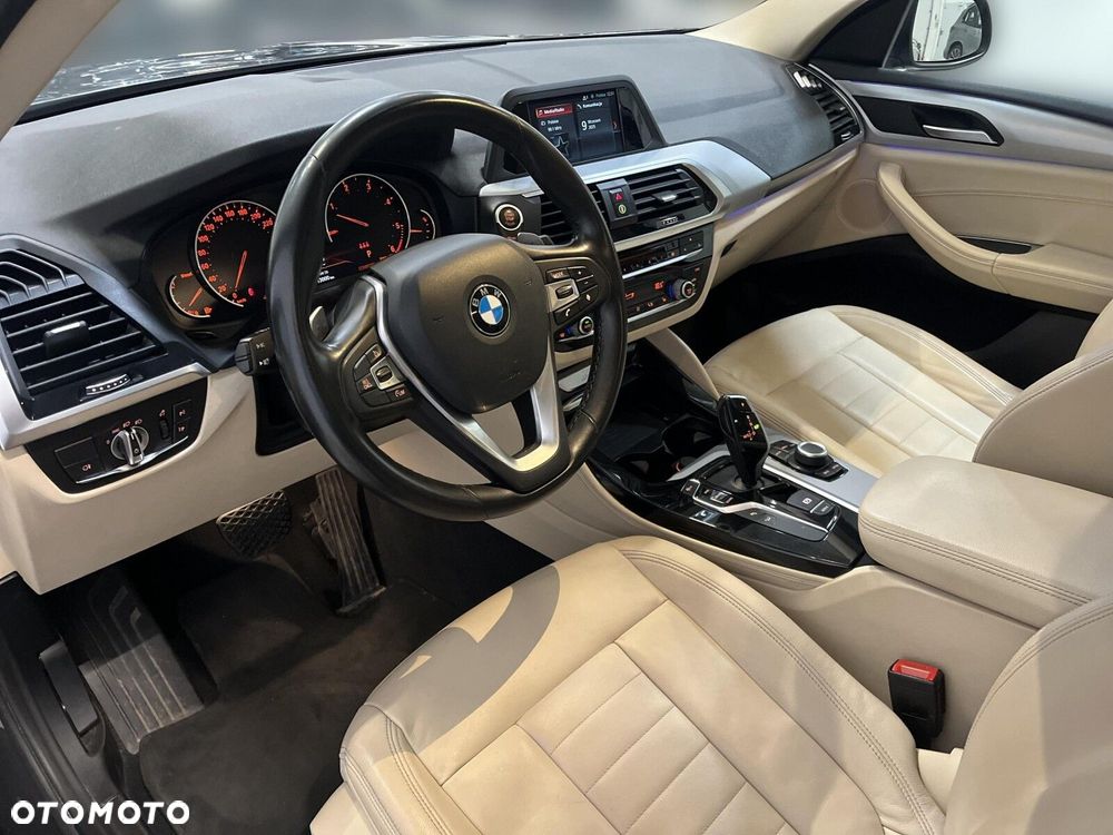 BMW X4 xDrive20d - 11