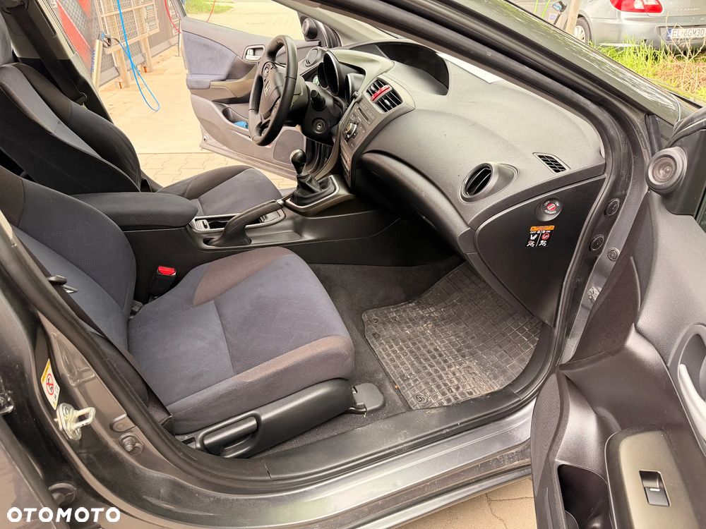 Honda Civic 1.4 Sport - 25