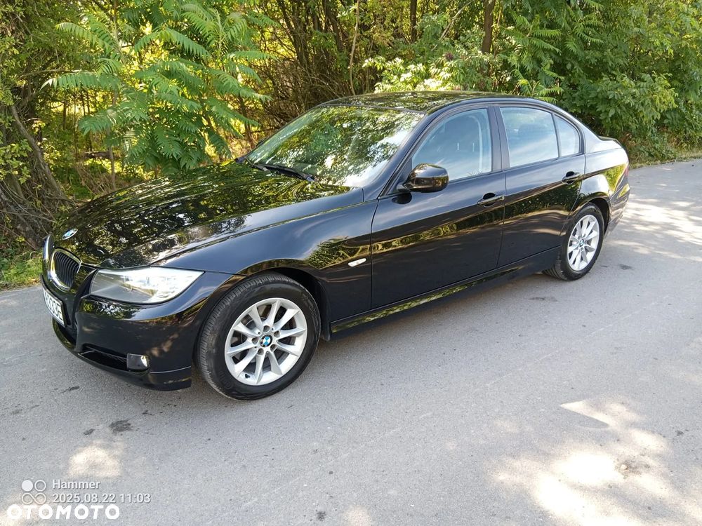 BMW Seria 3 320i - 9