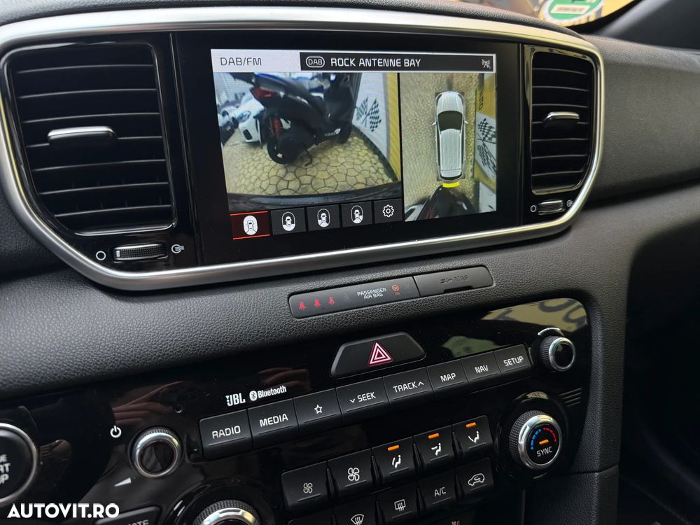 Kia Sportage 2.0 CRDI AWD Eco-Dynamics+ (48V M-H) Aut. GT LINE - 9