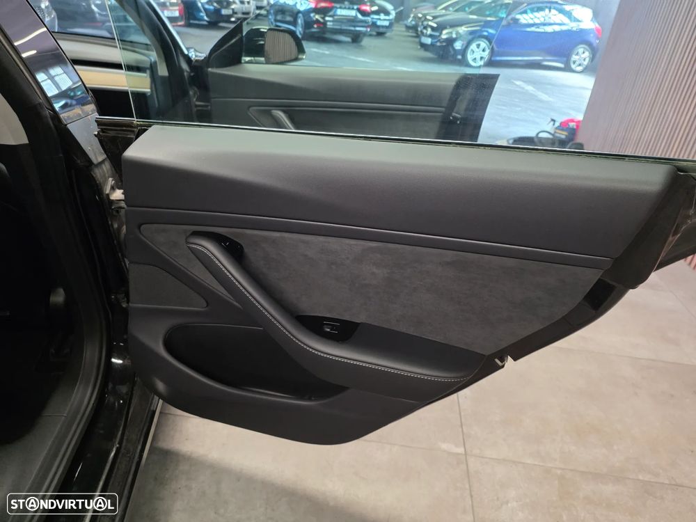 Tesla Model 3 Long Range AWD Dual Motor - 16