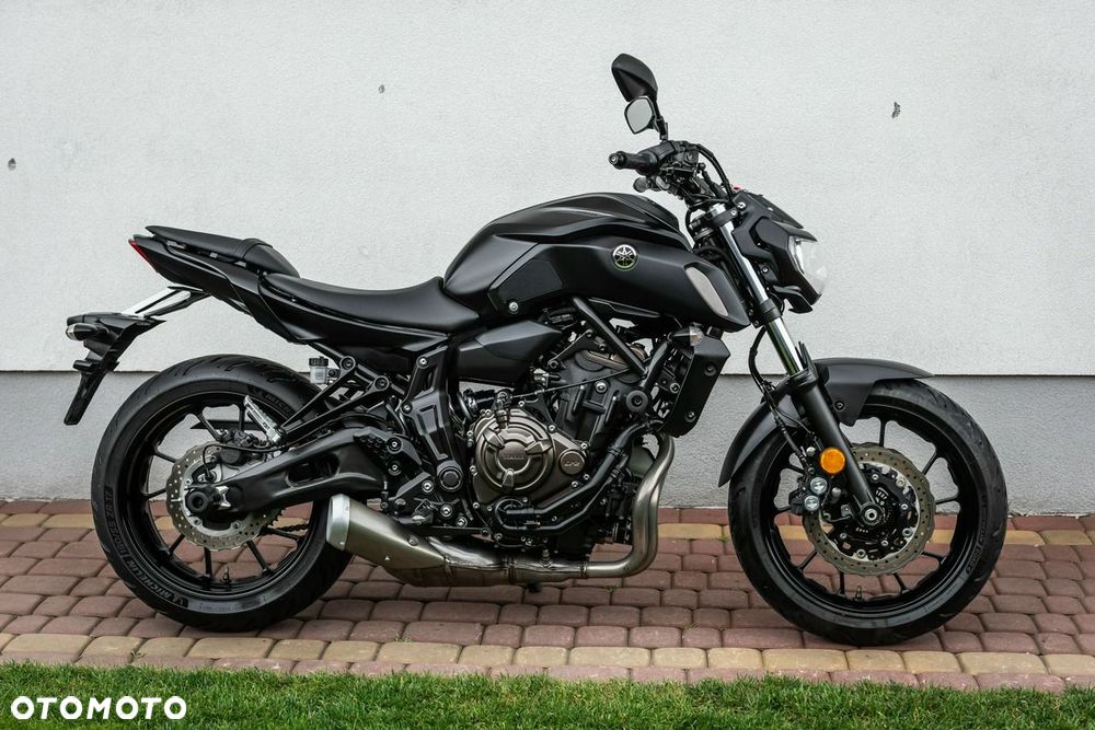 Yamaha MT - 6