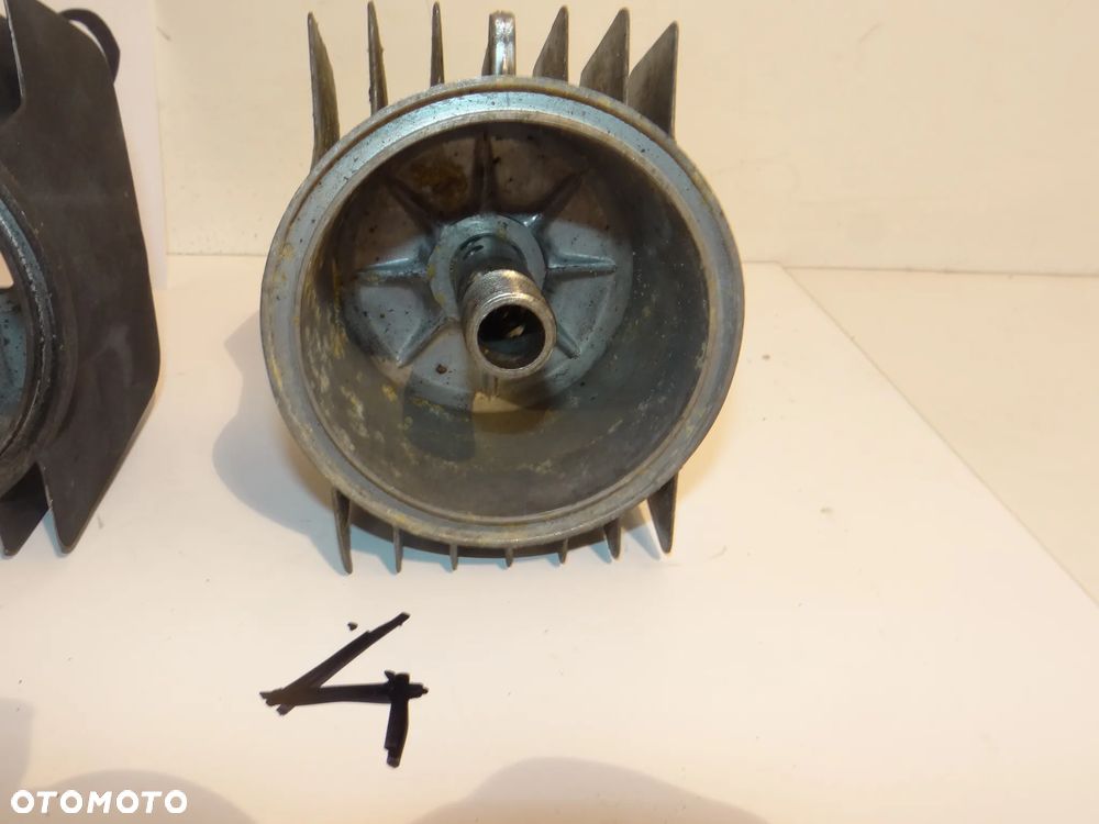 HONDA CB 750 FOUR 1969-1978 r. POKRYWA OSŁONA FILTRA OLEJU H073 - 23