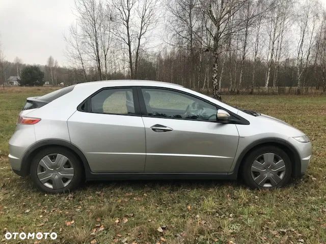 Honda Civic 1.8 Comfort - 1