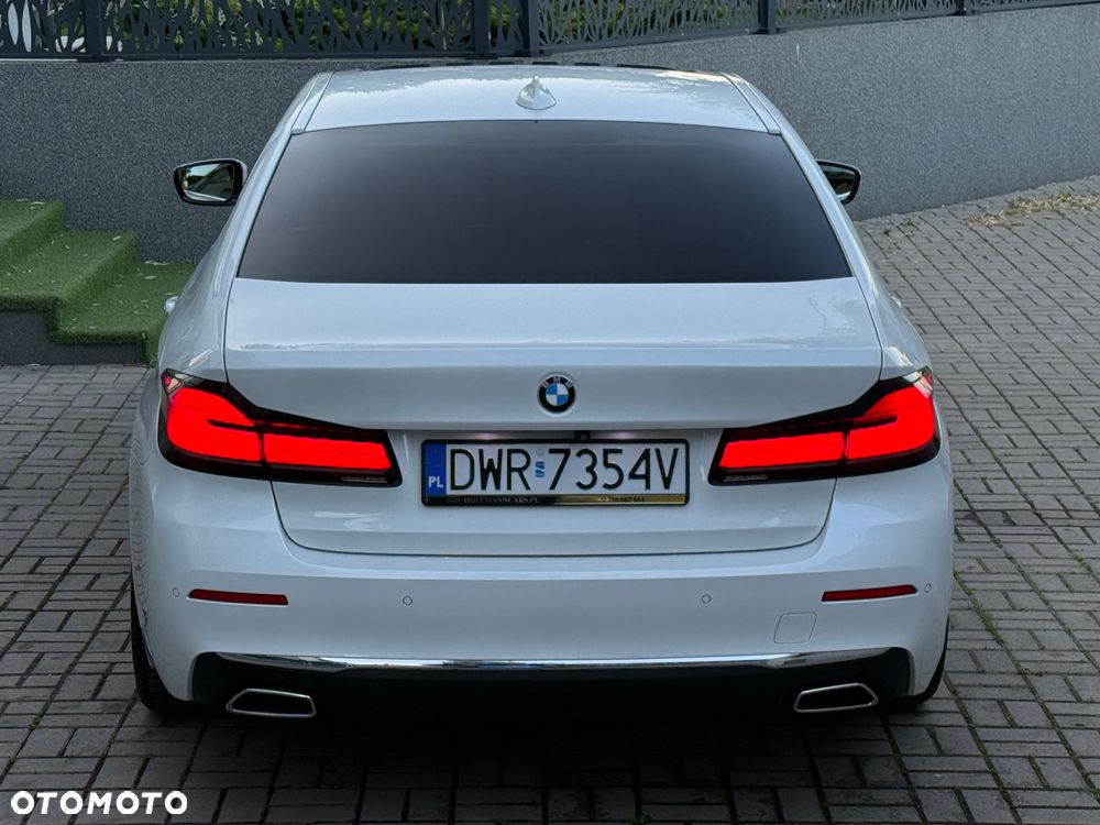 BMW Seria 5 520i mHEV Luxury Line sport - 16