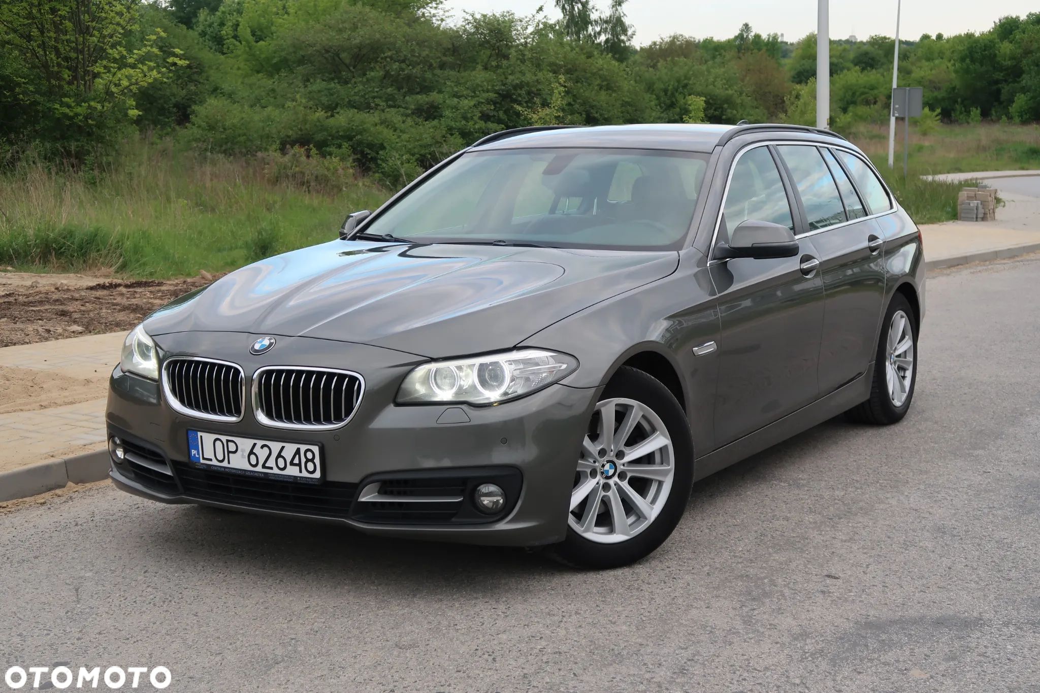 BMW Seria 5 520d Touring - 1