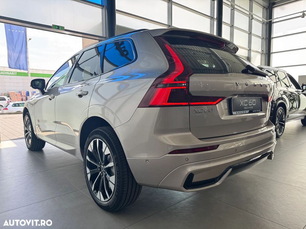 Volvo XC 60 T6 AWD Plus Dark - 7