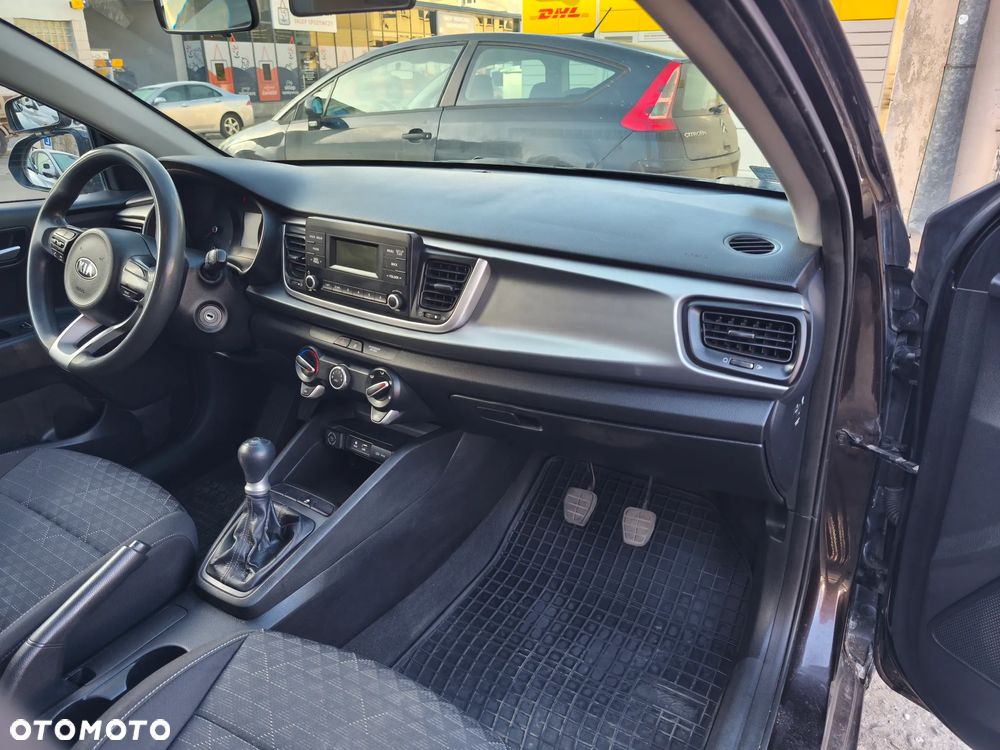 Kia Rio 1.2 M - 7