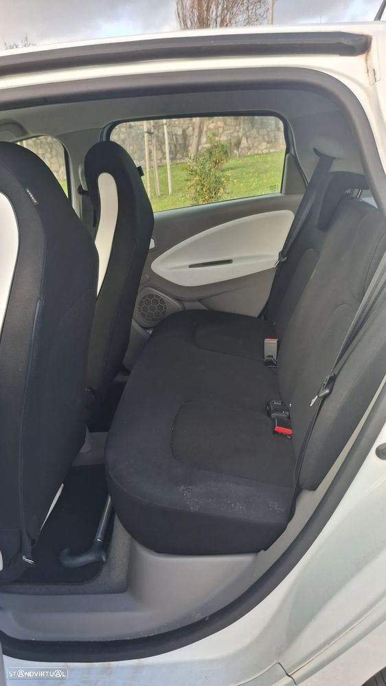 Renault Zoe (s/ Bateria) Limited 40 Flex Carga Rápida - 6