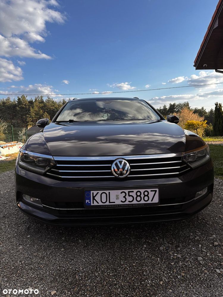 Volkswagen Passat 2.0 TDI SCR Comfortline - 1