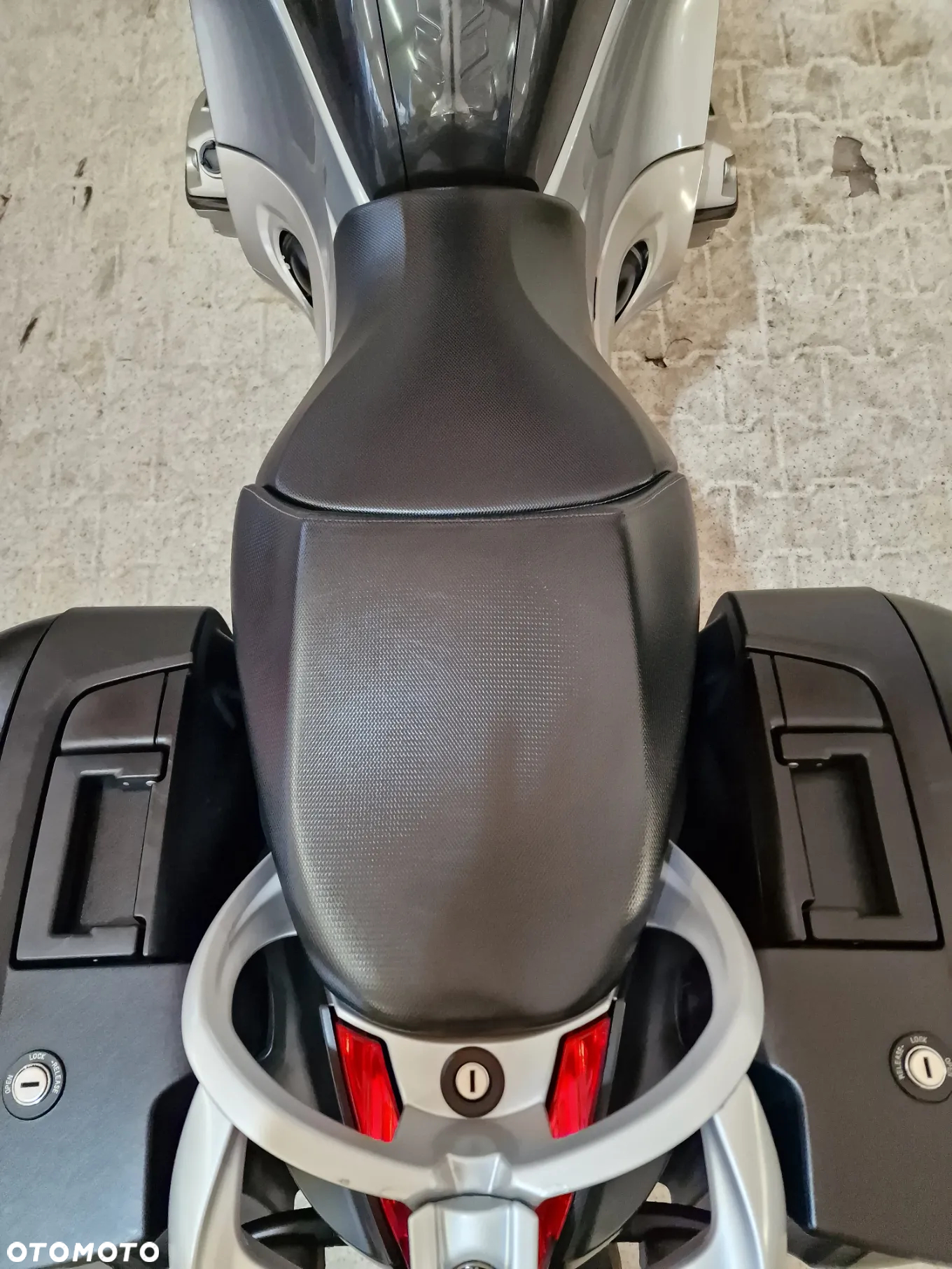 BMW R - 28