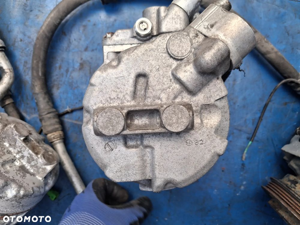 Sprężarka klimatyzacji Volkswagen Passat B5 FL Lift Audi A4 B5 FL Lift A6 C5 FL Lift Skoda Superb Denso 7SBU16C  8D0260808  447220-8182 pompa kompresor klimy 1.9 TDI - 10