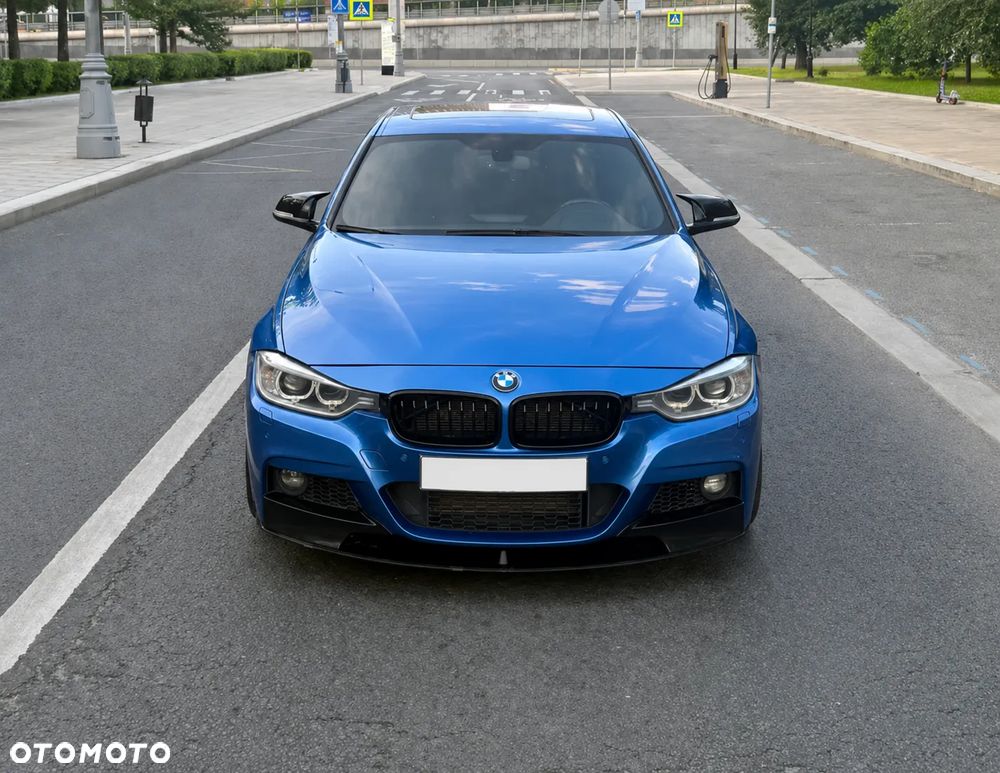 BMW Seria 3 335i - 2